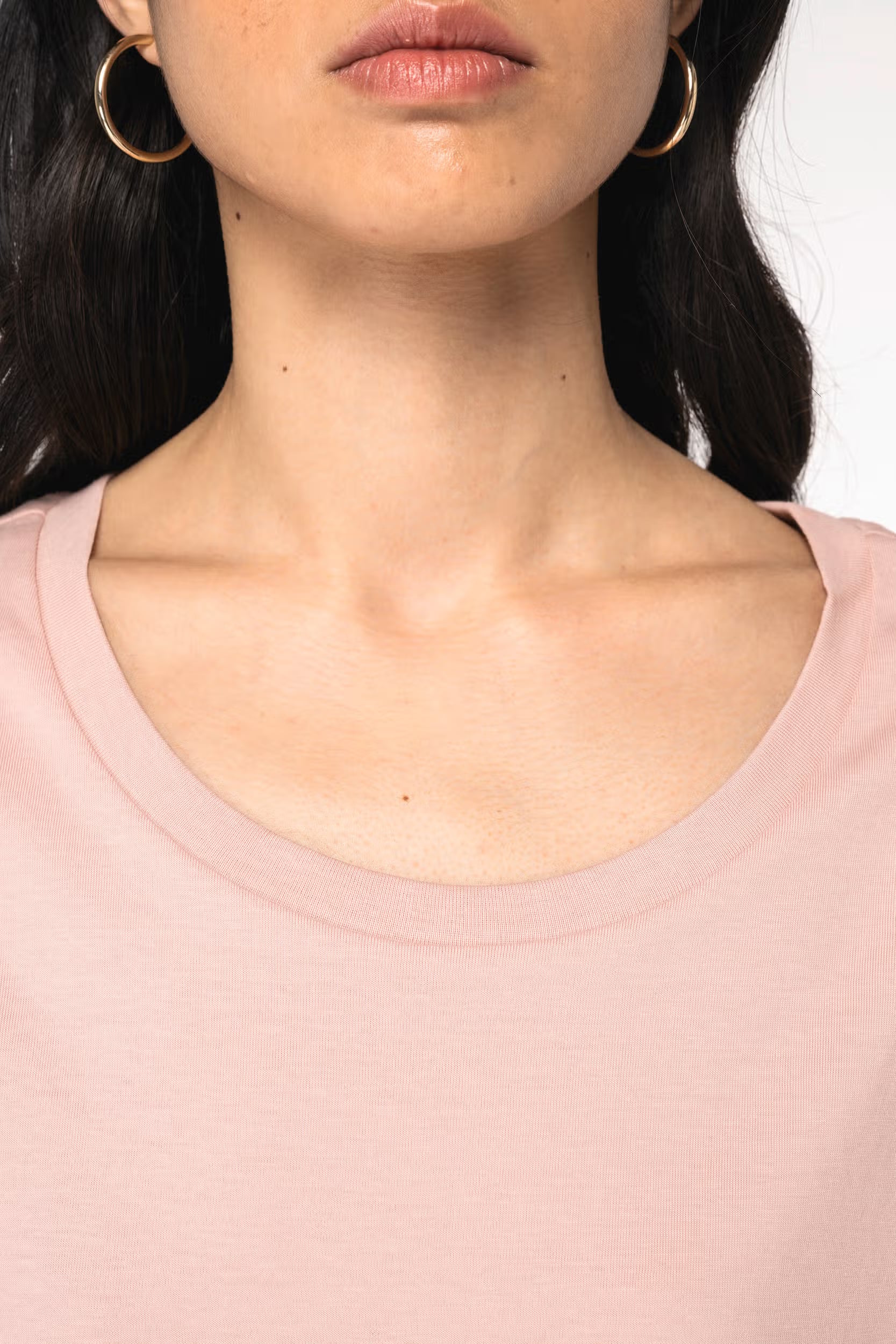 T-shirt donna ecosostenibile con maniche con risvolto - immagine 2